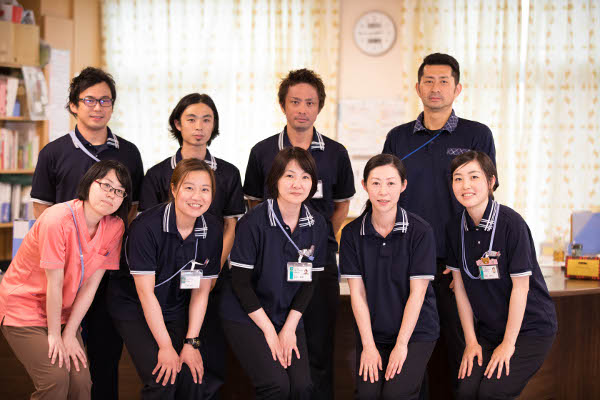 介護老人保健施設_三鷹ロイヤルの丘_スタッフ